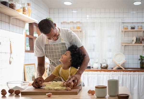 dad doing team building activities for kids