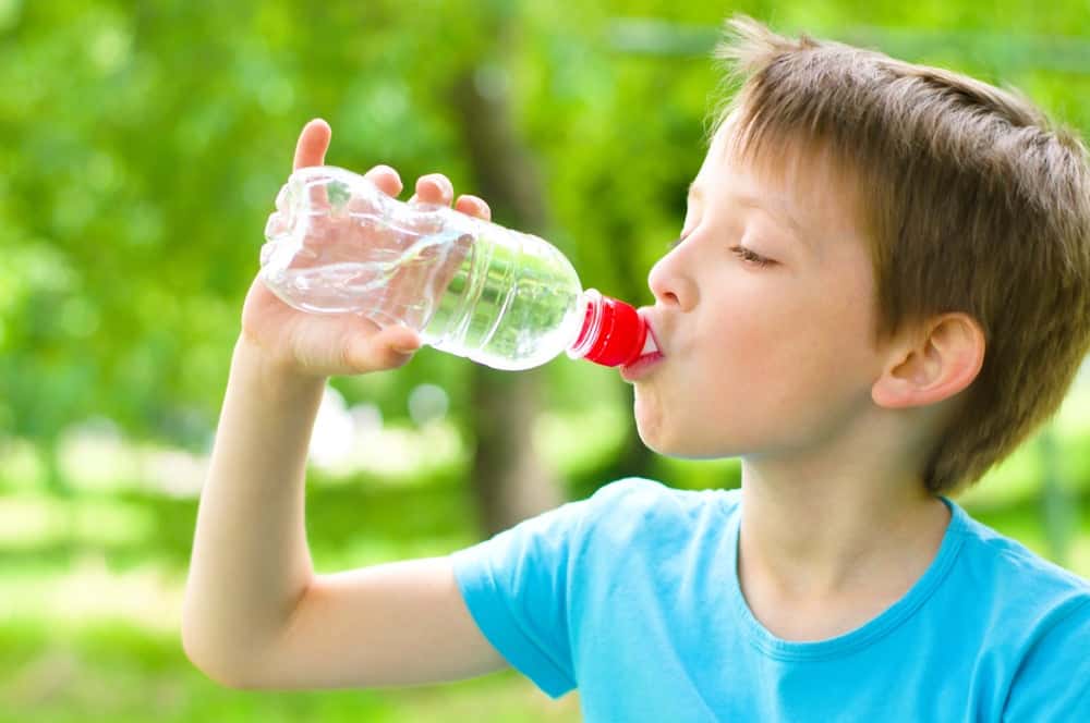 healthy habits for kids - drinking water